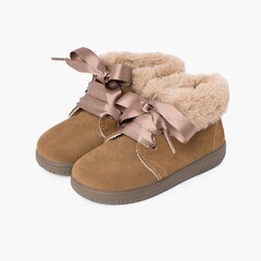 Bottines en Suède Fille Col Fourrure Lacets en Satin Taupe